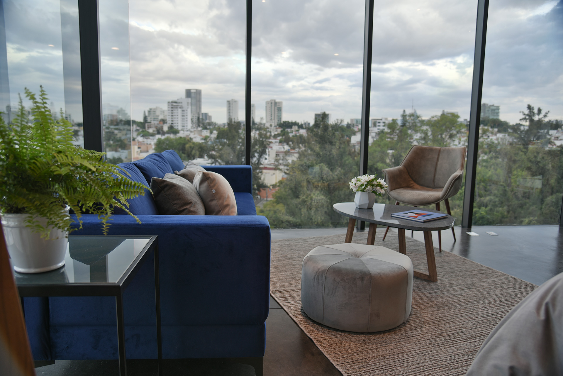 Imagen Slide Suites BQ Guadalajara